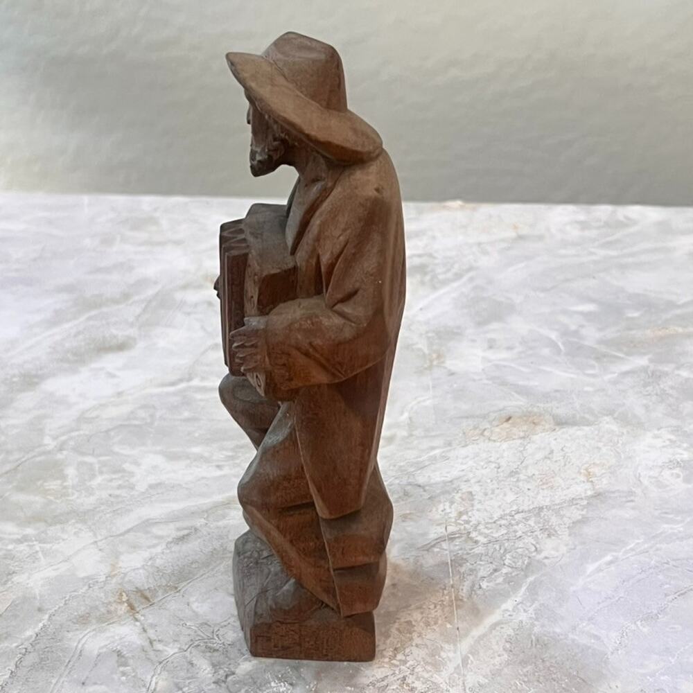 Hand Carved Wooden Figure Bearded Man Playing Accordion 8.5" Tall Folk Art - Picture 3 of 16
